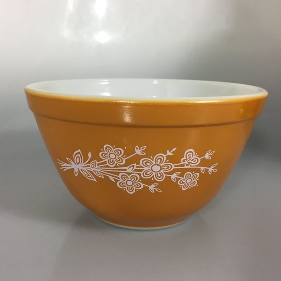 Pyrex Butterfly Gold 401 750ml 1.5 Pint Small Mixing Bowl Vintage 1979-81